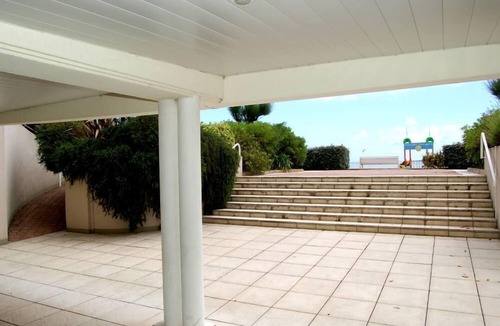 La Baule-Escoublac Apartment | La Baule plage benoit, T2 +cabin, seafront building