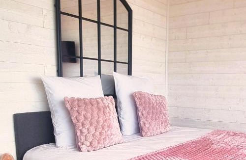 Saint-Come-de-Fresne Cabin | La Bayeuzen - La Mer