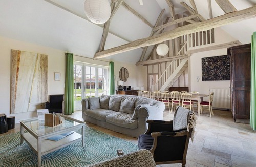 Ambillou Villa | La Beausserie – Domaine de La Trigalière with Shared Pool