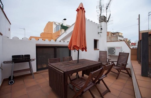 Palamos House | La Bella Lola Boutique Home