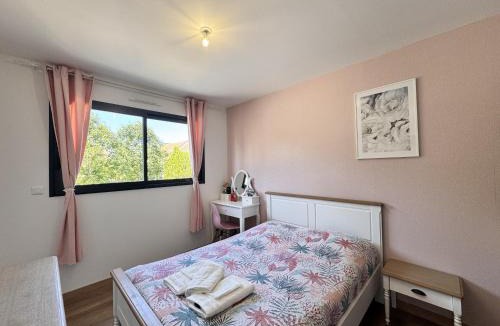 Pin - Vert Galant House | La Bella Rosa - Direct circuit - Piscine - Climatisation