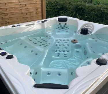 Bonchamp-les-Laval House | La Bellangerie Gîte et Spa