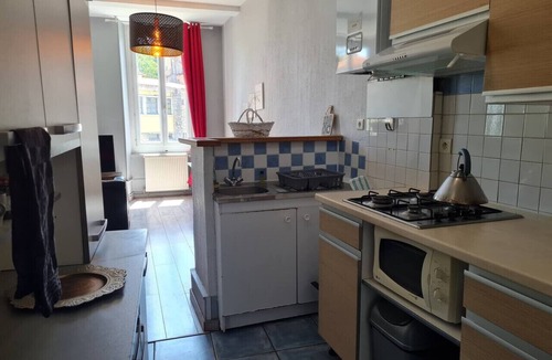 Foix Apartment | La Belle Époque, grand appartement central à Foix.