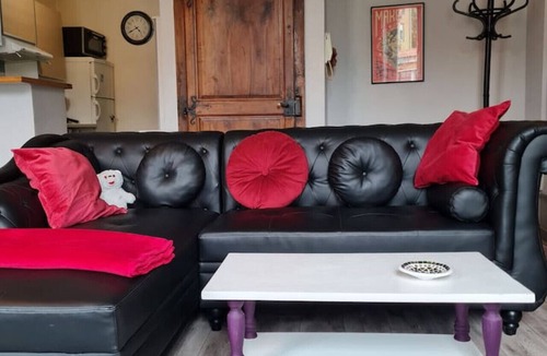 Foix Apartment | La Belle Époque, grand appartement central à Foix.