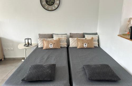 Roye Apartment | La belle étoile