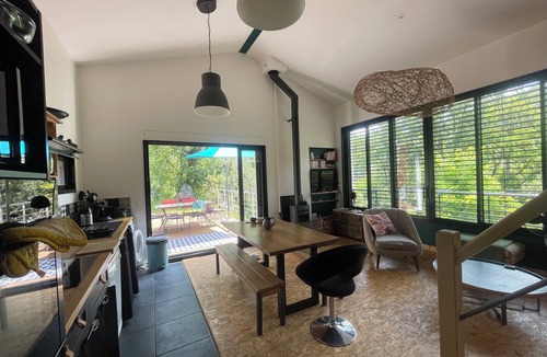 Le Bar-sur-Loup Cottage | La belle au bois