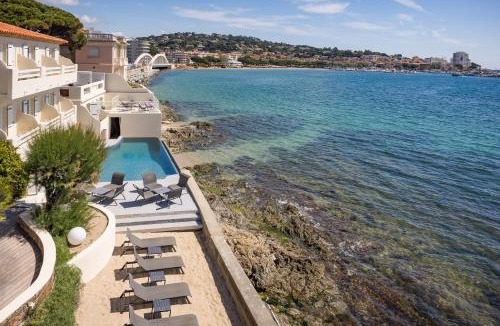 Sainte-Maxime City Centre Hotel | La Belle Aurore