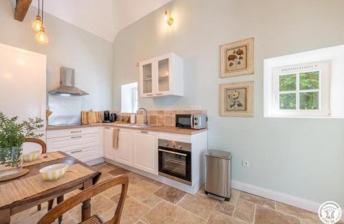 Rémy House | La belle aux bois