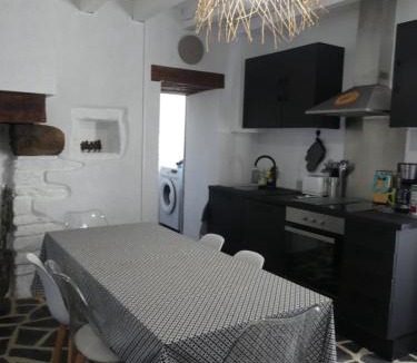 Fresselines House | La Belle Aventure