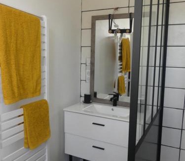 Fresselines House | La Belle Aventure