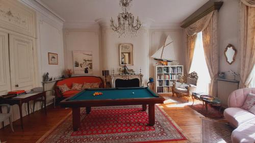 Boulogne-Centre Bed & Breakfast | La Belle Boulonnaise