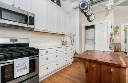 Natchez Cottage | La Belle Bungalow | 2/2, Pet Friendly w/fee