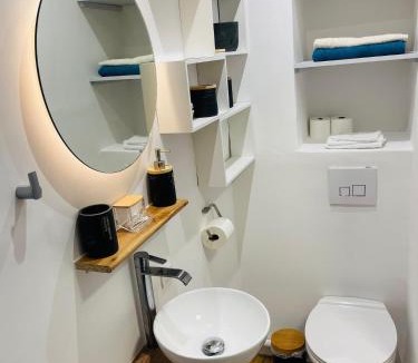 Douai Bed & Breakfast | La belle chambre Au fil de l'Eau 2 chambre d'hôte salon et cuisine partagés