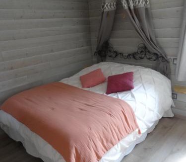 Saint-Bonnet-en-Bresse Apartment | LA BELLE D'ANTAN