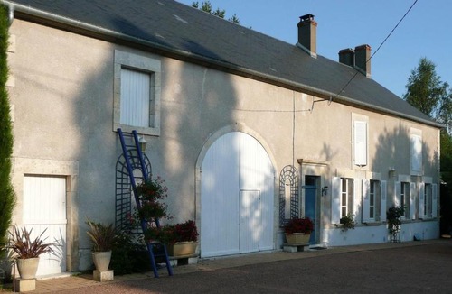 Saint-Andelain House | La Belle des Champs