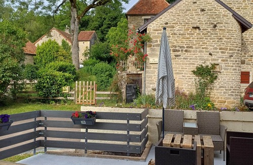 Eguilly House | La Belle Echappée in Auxois