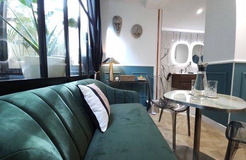 Grand Parc-Paul Doumer House | La Belle Endormie B&B