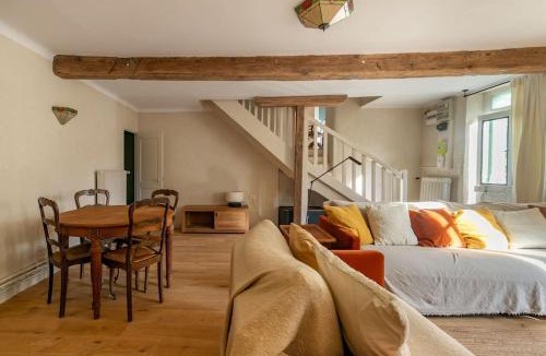 Saint-Georges-sur-Cher House | La Belle France - Maison, Parking, à 200m du Cher