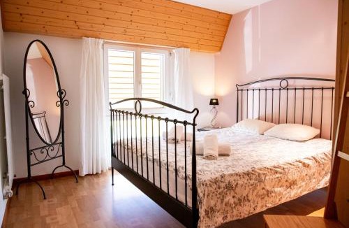 Cottens Ski Chalet | La Belle Ferme