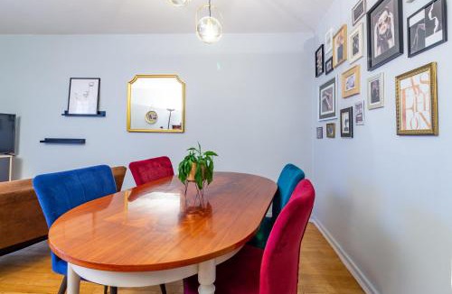 Saint-Andre-les-Vergers Apartment | La Belle De Nuit