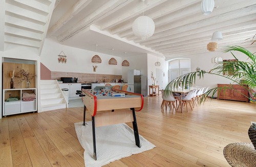 Campbon House | La belle impasse, holiday home for 15 guests
