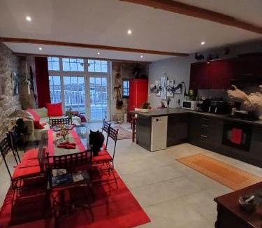 Piegut-Pluviers House | La Belle Maison