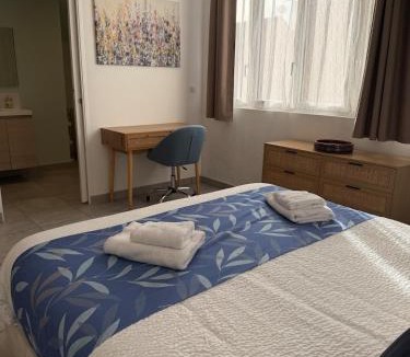 Matougues Apartment | La Belle Prise