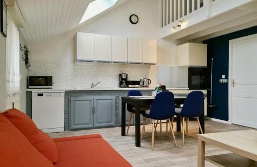 Vieil-Moutier House | La Belle symphonie