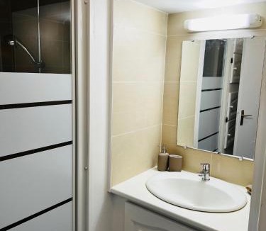 Montreuil-Bellay House | La Belle Tuffière