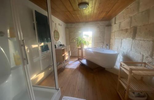 Laruscade Bed & Breakfast | La Belle Verte