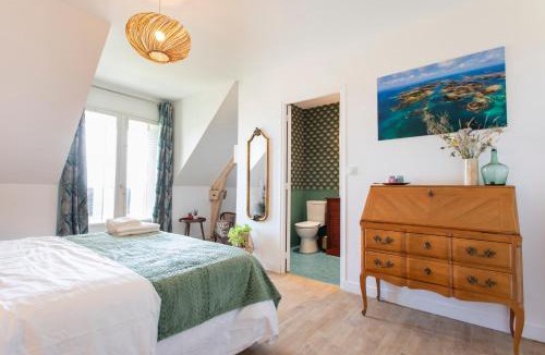 Breville-sur-Mer Bed & Breakfast | La Bellevue Bréville - B&B