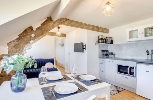 Courtoisville-Sillon-Moka Apartment | La Bellevue by Interhome