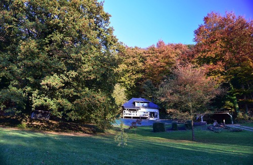 Henouville Cottage | La Bellevue forest-edge cottage