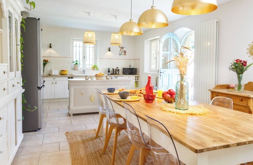 Maubec House | La Belleza Symphonie