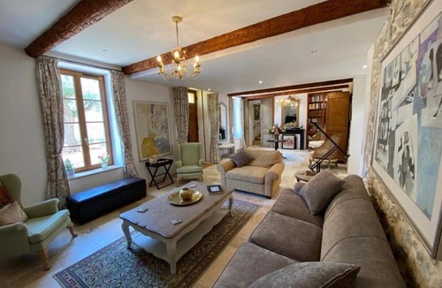 Le Somail Bed & Breakfast | La Bergerie Antoine Lantana King Room - Deluxe South of France Experience