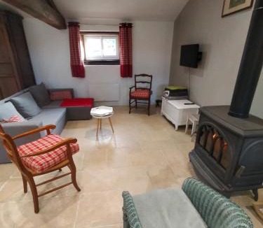 Marnay House | La bergerie de Genouse