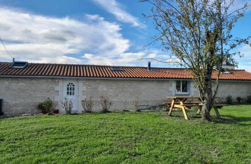 Coussay House | La bergerie