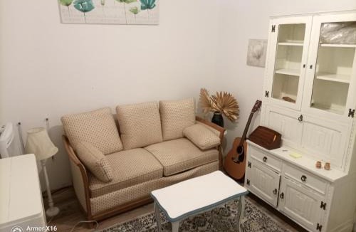 Saint-Hilaire-du-Harcouet Apartment | La Bergerie