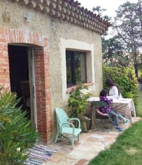 Salles-sur-lʼHers Apartment | la Bergerie