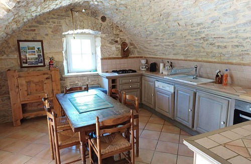 Hures-la-Parade House | La Bergerie, Gîte de France, private heated pool.