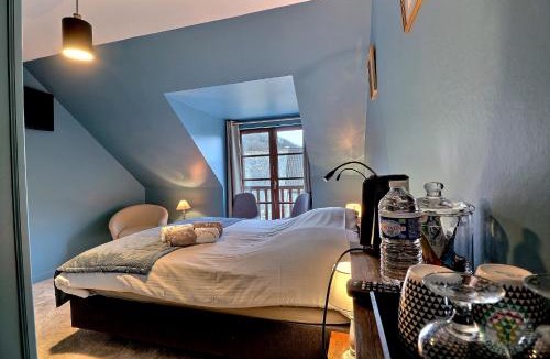 Roz-sur-Couesnon House | La Bergerie - Gîte et Chambres d'Hôtes - Piscine Chauffée