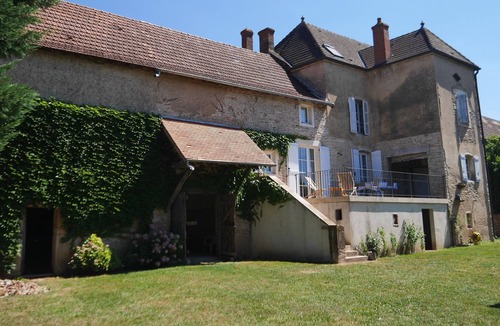 Nanton Other | La Bergerie -Nanton, old renovated farmhouse with swimming pool for familie