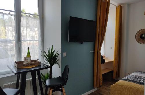 Le Hommet-d'Arthenay Apartment | La bergeronnette