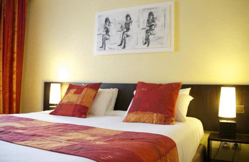 Saint-Martin-du-Vivier Hotel | La Berteliere, The Originals Relais