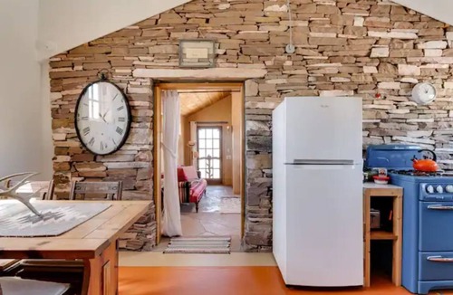 Abiquiu House | La Biblioteca: Eclectic Cottage in OKeeffe Country