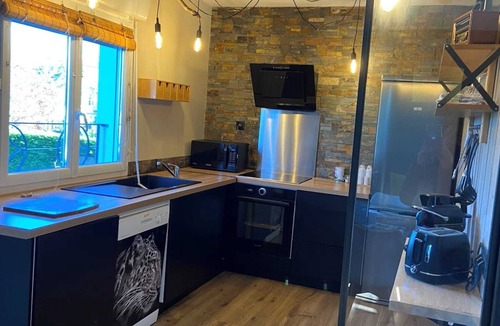 Saint-Jean-des-Mauvrets House | La Bigorne