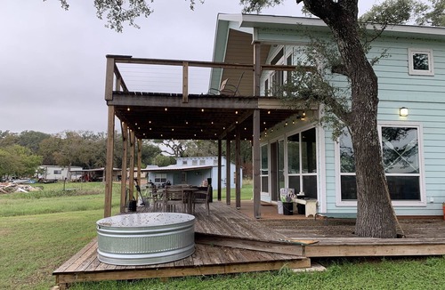 Tow House | La Bocana Guesthouse on Lake Buchanan n