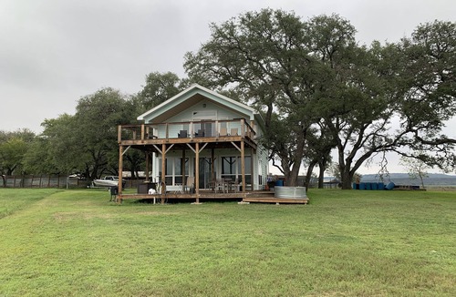 Tow House | La Bocana Guesthouse on Lake Buchanan n