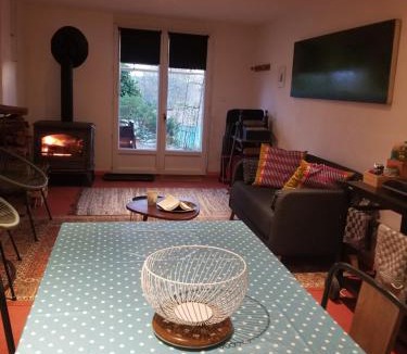 Saint-Julien-le-Petit Apartment | La bohème