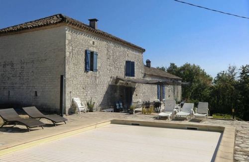Fauroux House | La Boissière – Peaceful White Stone Retreat with Pool and Air Conditioning